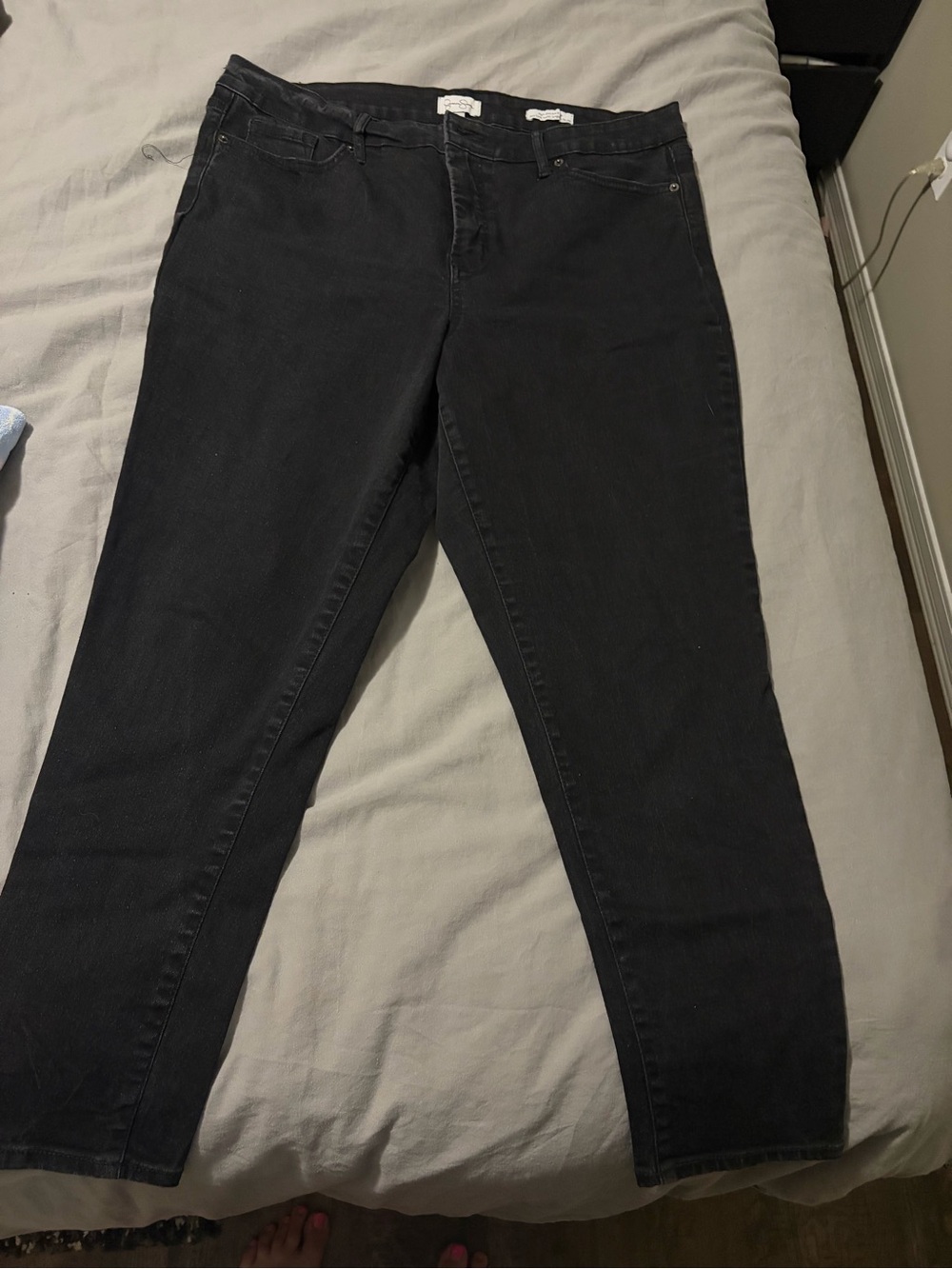 Jessica Simpson Black Straight-Leg Jeans